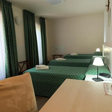 Hotel Magnificat Center 3*