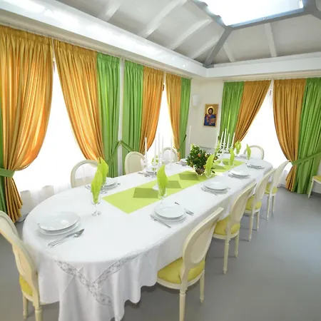 Hotel Magnificat Center
