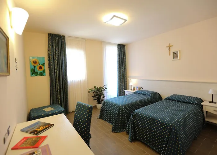 Magnificat Center Hotel 3*