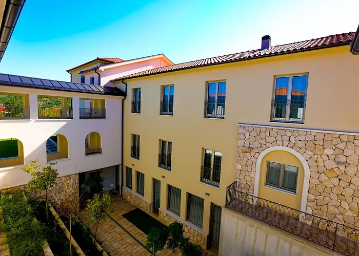 Magnificat Center Hotel