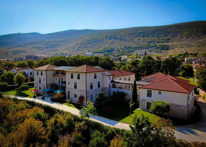 Magnificat Center 3*